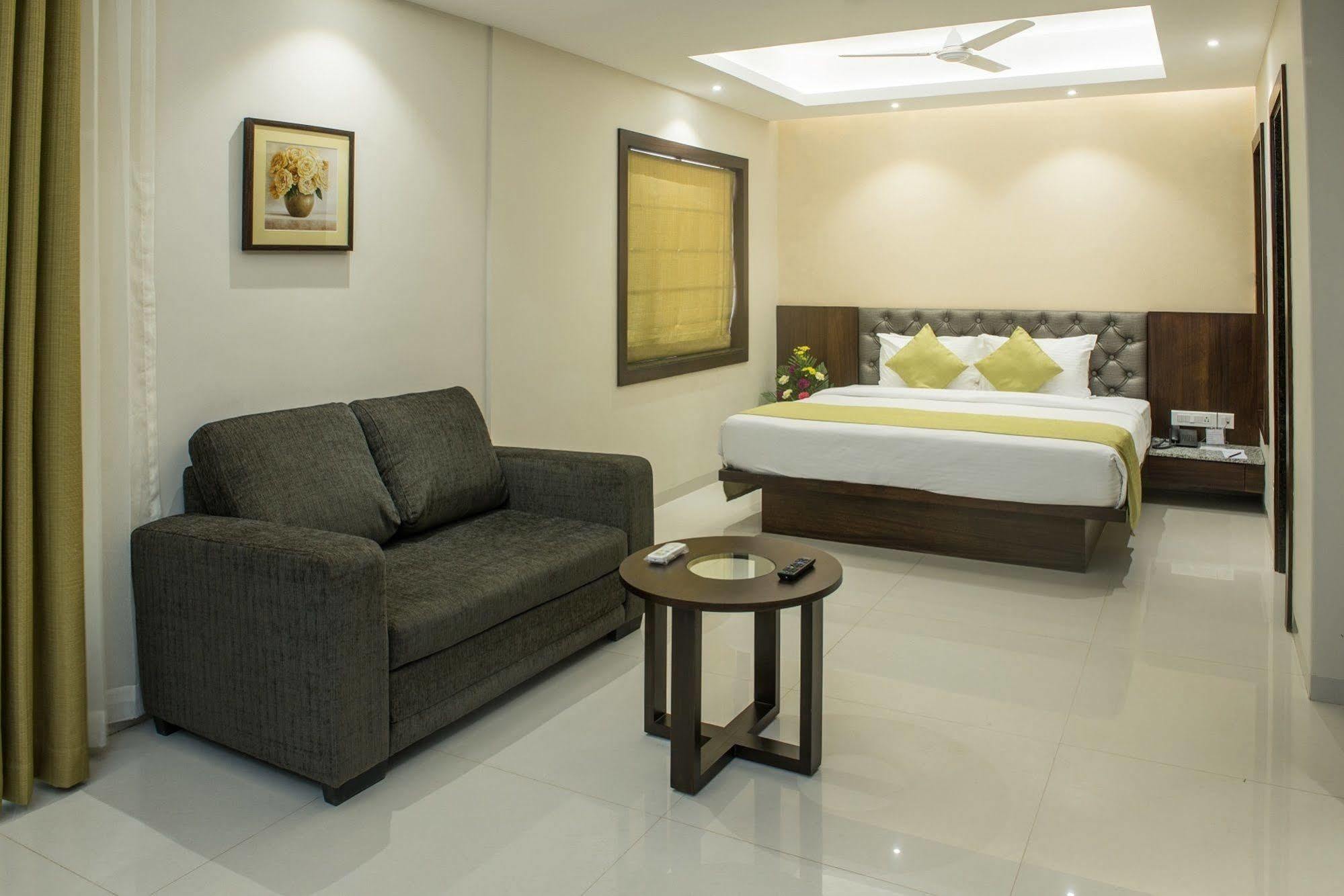 Calangute Towers - Am Hotel Kollection Екстер'єр фото